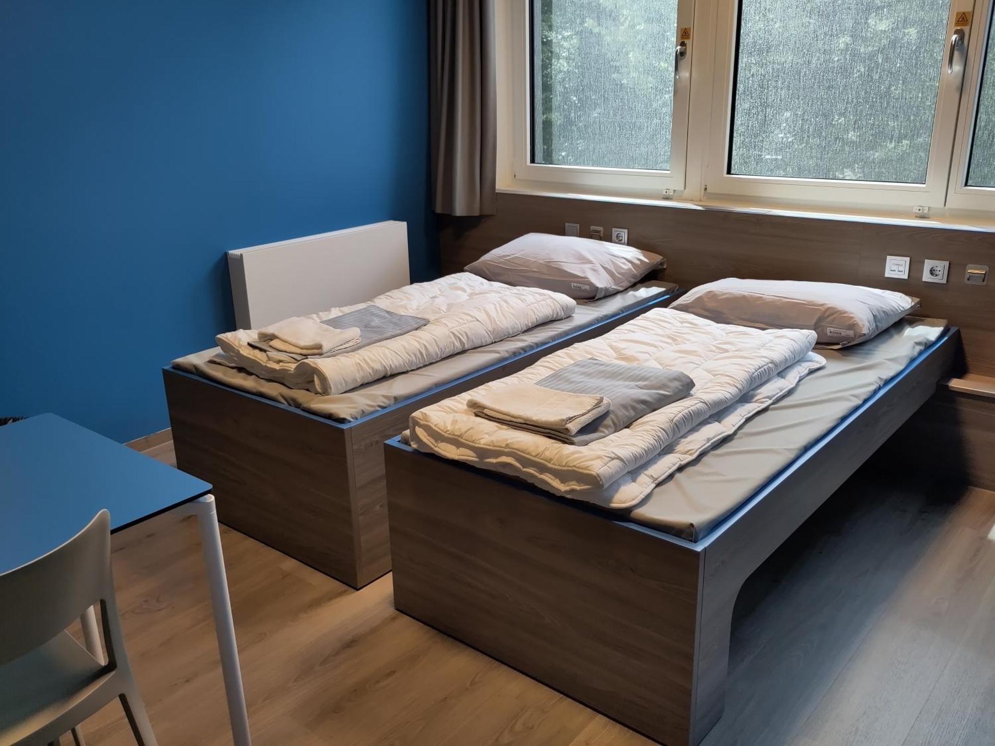 Single Room Bathroom,1463571718:JPEG